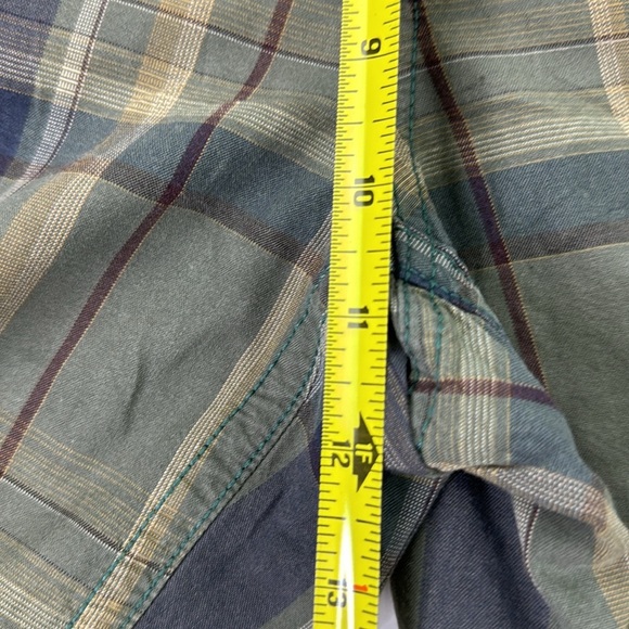 Eddie Bauer Men's green plaid outdoor hiking casual cargo shorts - Picture 10 of 12